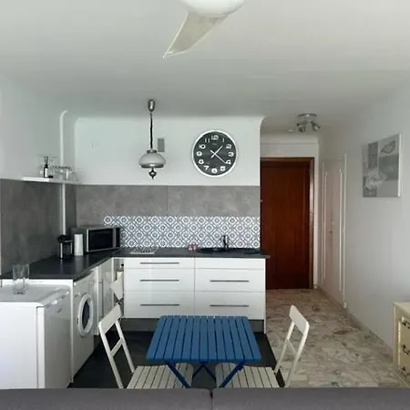 Avec Vue Imprenable Sur La Apartment